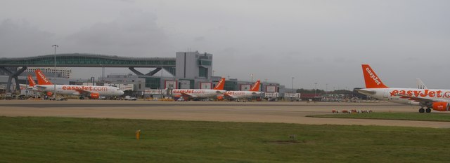 Gatwick Airport, approaching North Terminal