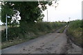 Track and footpath from Staythorpe to the River Trent