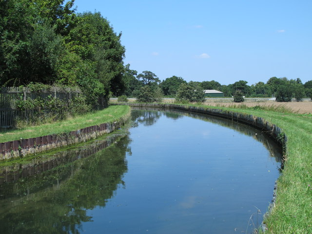 The New River northwest of Theobald's Park Farm (5)