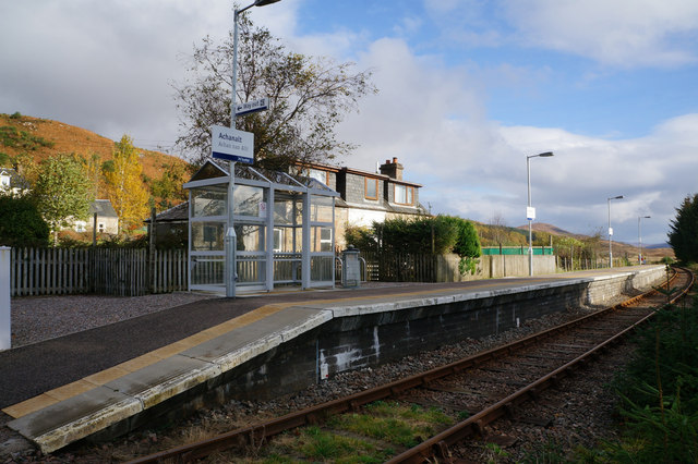 Achanalt Train Station alongside the A832