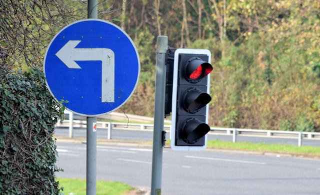 "Turn left ahead" sign, Knocknagoney, Belfast (October 2014)