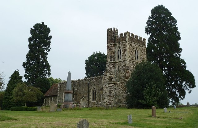Old Linslade - St Mary's church - bracketed by trees
