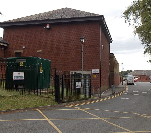 High School electricity substation,... © Jaggery :: Geograph Britain ...