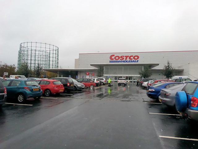 Costco from car park © John Firth cc-by-sa/2.0 :: Geograph Britain and ...