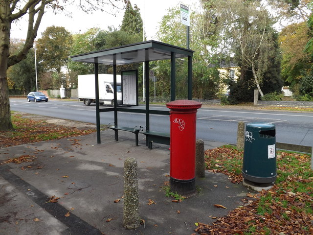 Newmarket Road/Eaton Road Edward VII Postbox