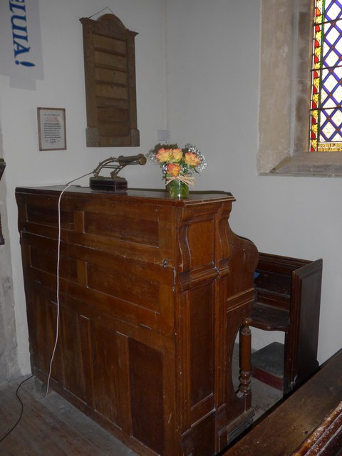 St Stephen, Beechingstoke: organ