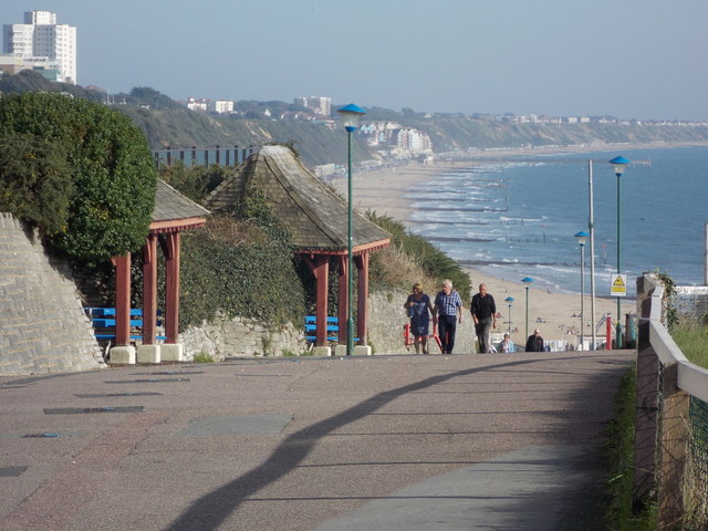 Bournemouth: West Overcliff Promenade