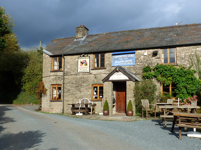 Carpenters Arms pub, Walterstone