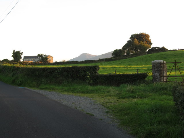 Field entrance on Mill Road