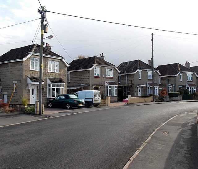 Wires and houses in Southbrook Road, Melksham