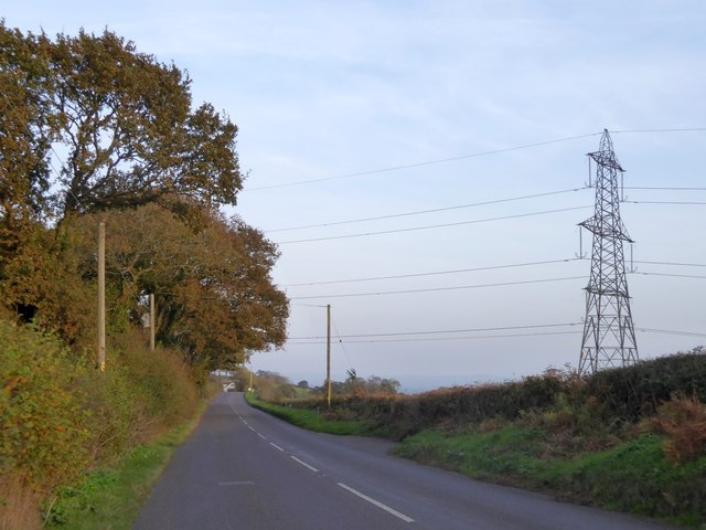Pylon and cables crossing B3212 near Longdown