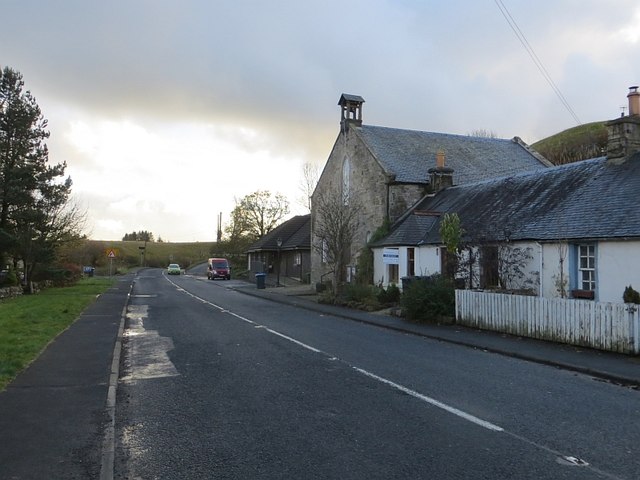 Carlops © Richard Webb cc-by-sa/2.0 :: Geograph Britain and Ireland