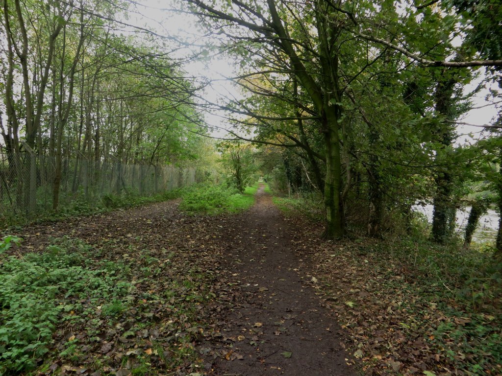 Path by the River Eden, Carlisle © Graham Robson cc-by-sa/2.0 ...