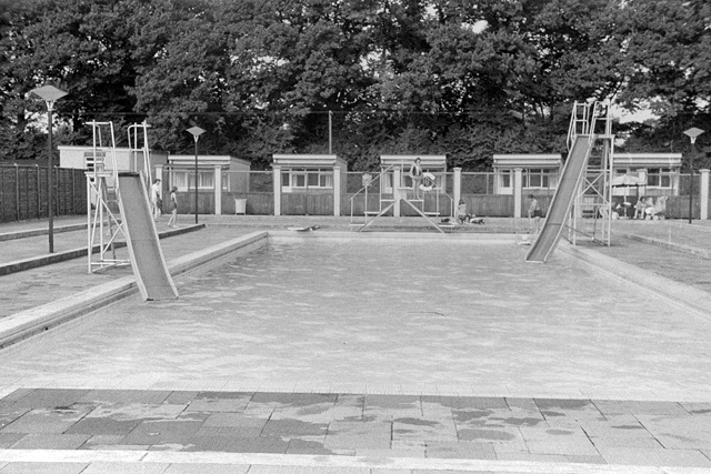 Swimming pool, Gorleston Holiday Camp, 1966
