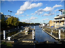 TQ3489 : Tottenham Lock on the River Lee Navigation by Marathon
