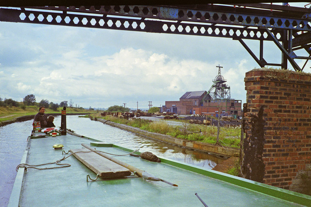 Canal by Bickershaw Colliery, 1990