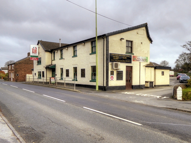 Papa Luigi's © David Dixon cc-by-sa/2.0 :: Geograph Britain and