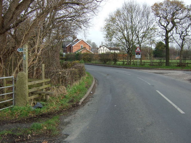 Lytham road approaching level crossing
