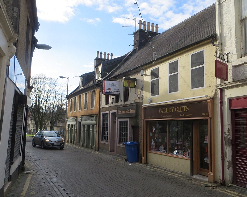 Main Street, Beith © Richard Webb cc-by-sa/2.0 :: Geograph Britain and ...