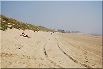 TQ9518 : Beach at Camber by N Chadwick