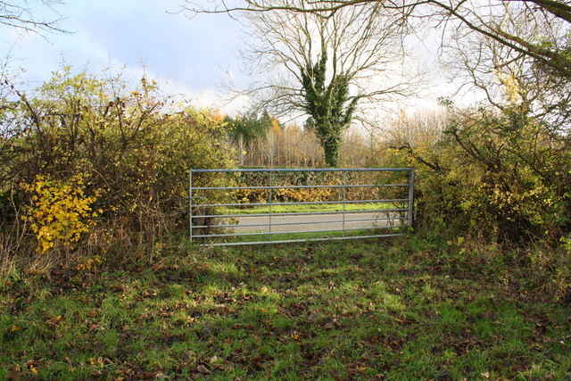Gateway from field onto Banbury Hill