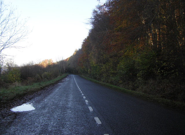 lay-by-on-the-b852-peter-bond-geograph-britain-and-ireland