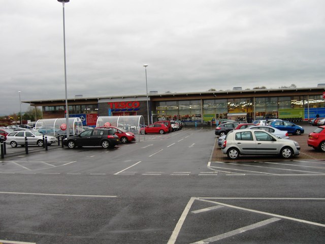 Tesco, Cuckoo Bridge Retail Park © Alex McGregor :: Geograph Britain ...