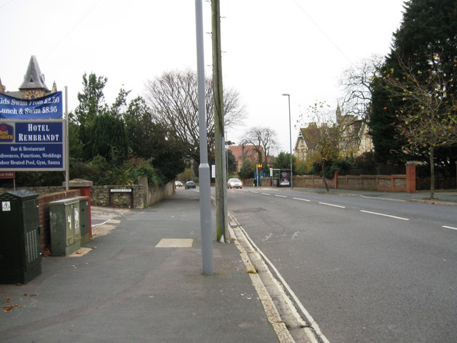 Dorchester Road © Alex McGregor :: Geograph Britain and Ireland