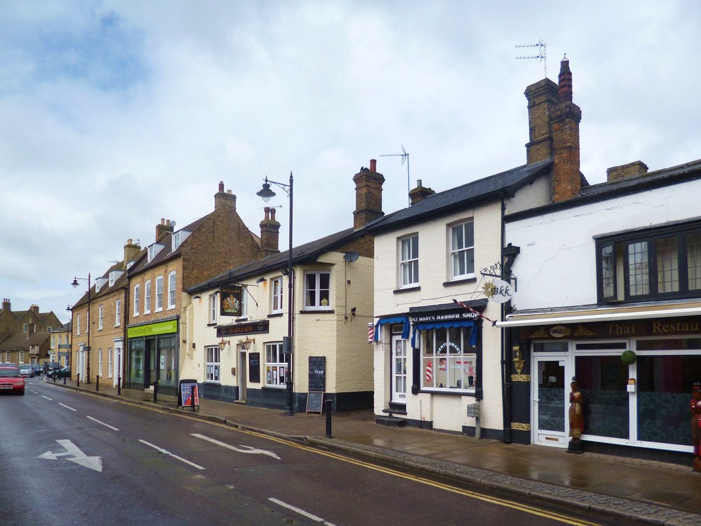 St Mary's Street, Ely © Des Blenkinsopp cc-by-sa/2.0 :: Geograph ...