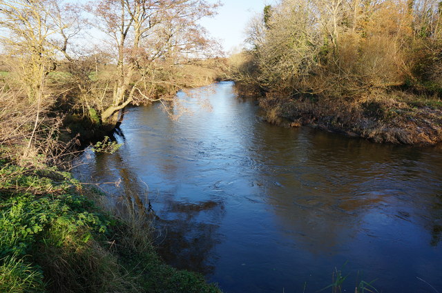 River Teign © jeff collins cc-by-sa/2.0 :: Geograph Britain and Ireland