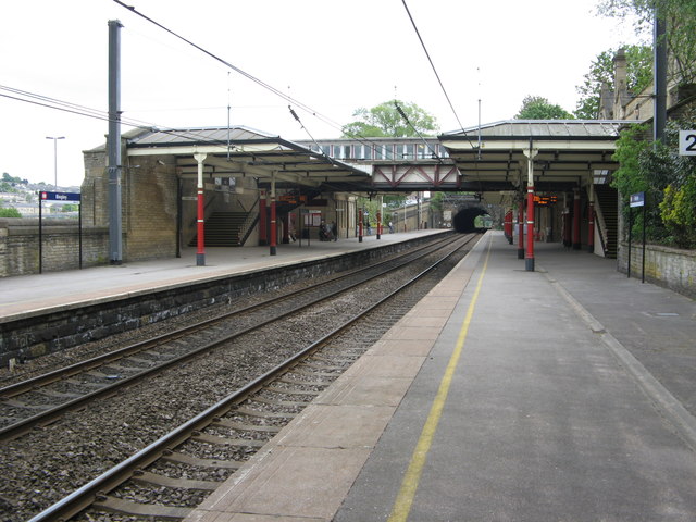 Bingley Railway Station © Stephen Armstrong :: Geograph Britain and Ireland