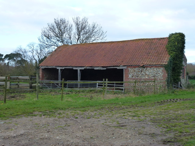 Traditional Norfolk farm building near Helhoughton