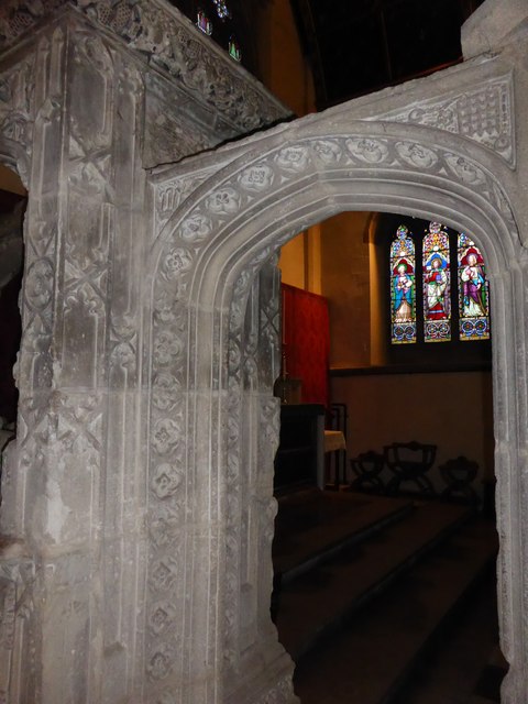 Church of St Mary:  Medieval arch