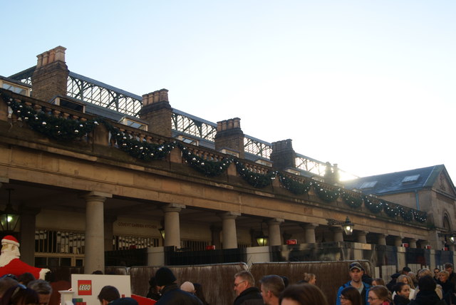 View of the wreaths on the Apple Market roof from Covent Garden Piazza
