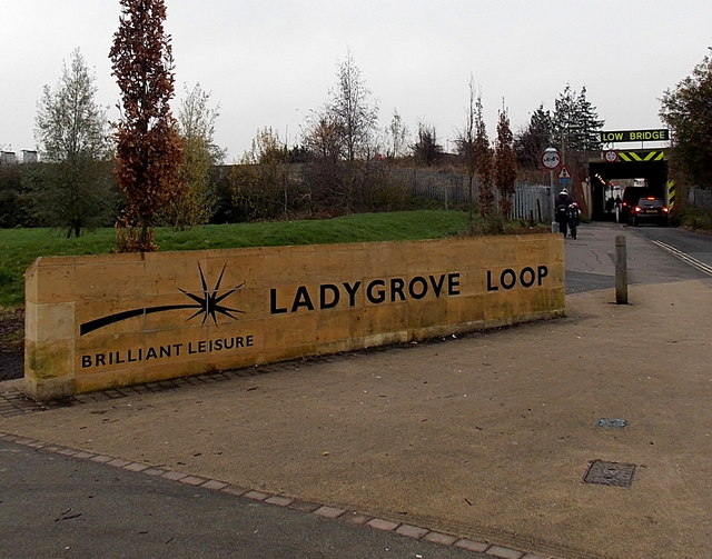 Ladygrove Loop name sign in Didcot