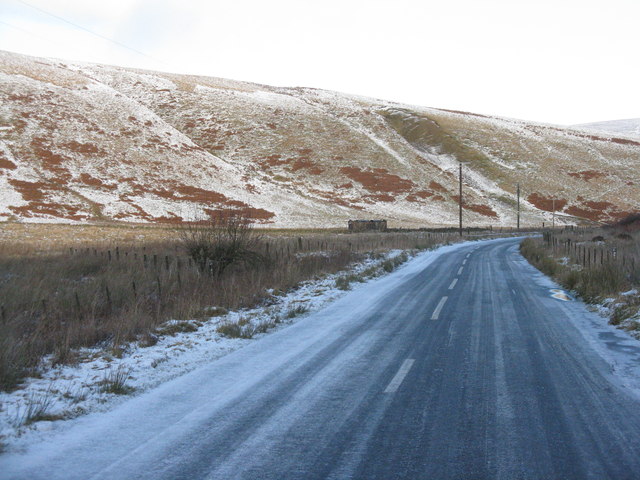 The B709 in the valley of the Dewar Burn