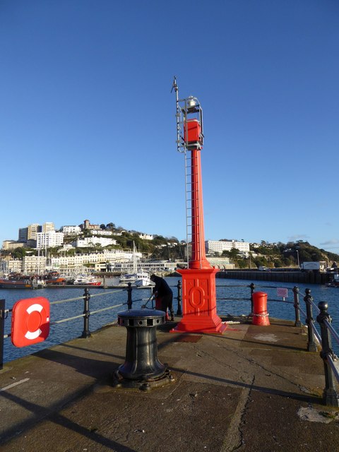The end of the western pier, Torquay harbour