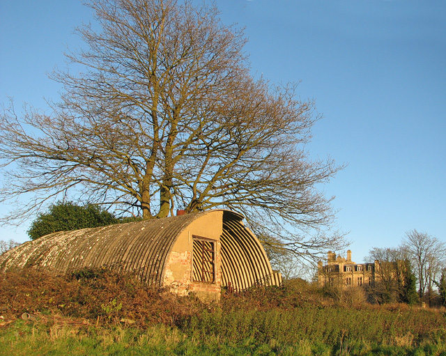 Derelict Hut © Evelyn Simak Cc-by-sa/2.0 :: Geograph Britain And Ireland