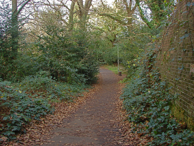 Walkway north of the railway