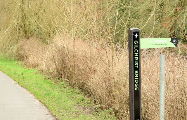 Fingerpost towpath sign, Edenderry - December 2014(2)