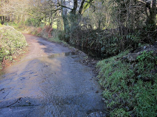 Stream occupying lane, Woolston