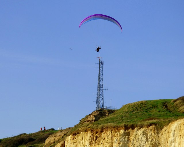 Paragliding at Newhaven Harbour