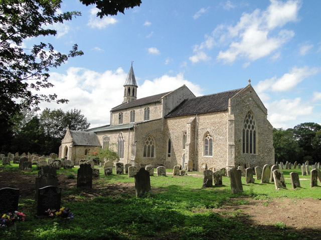 Holy Trinity church, Great Hockham © Adrian S Pye cc-by-sa/2.0 ...