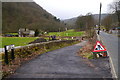 The road down to Lower Mill, Midgehole