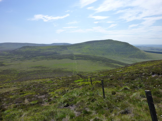 SW Slopes of East Cairn Hill