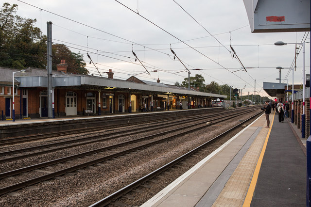 Hitchin Station © Martin Addison :: Geograph Britain and Ireland