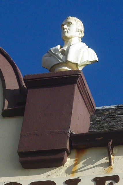 Figurine on Thorlee Guest House