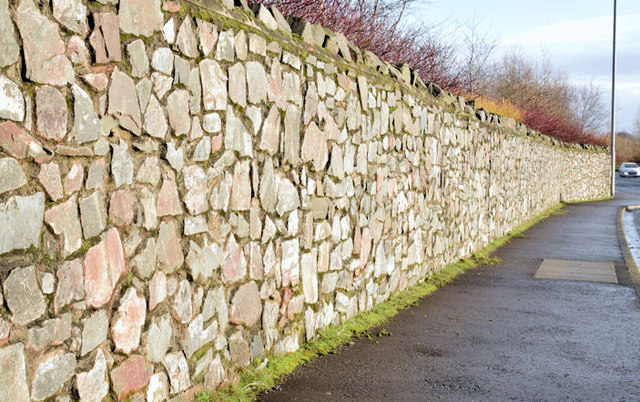 Stone wall, Comber (January 2015)