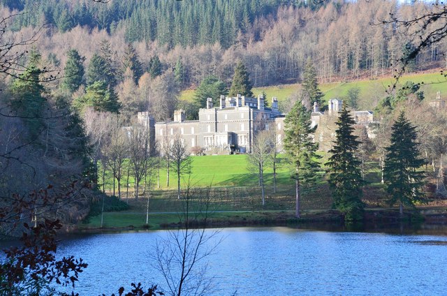 Bowhill and the Upper Lake