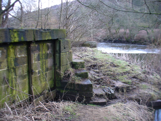 Sluice gates on bank of River Aire